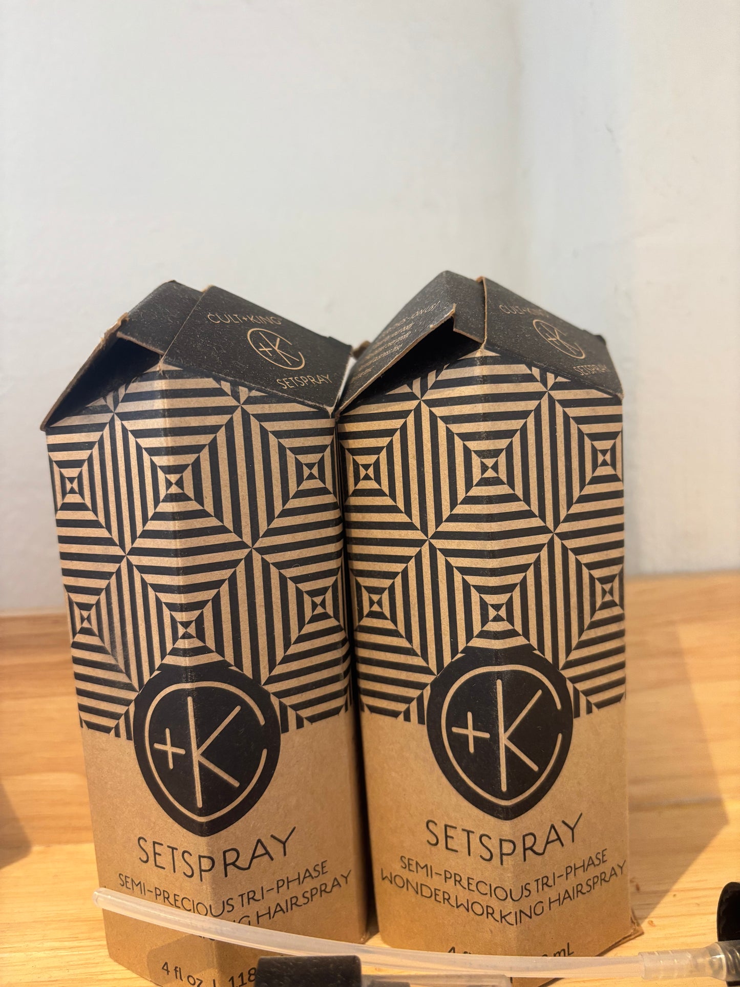Cult and king set spray