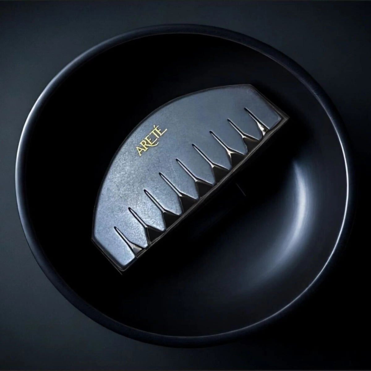 Arete Jade Scalp Comb